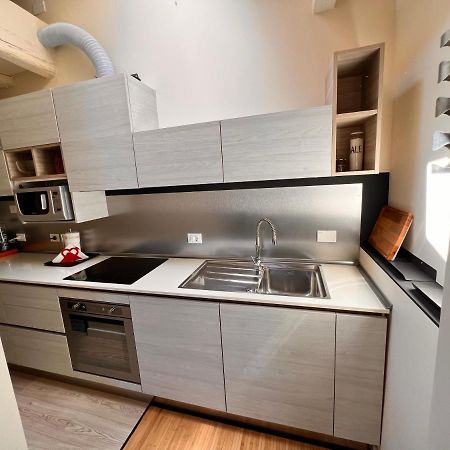 Mansarda Mazzini Apartment ตรีเอสเต ภายนอก รูปภาพ
