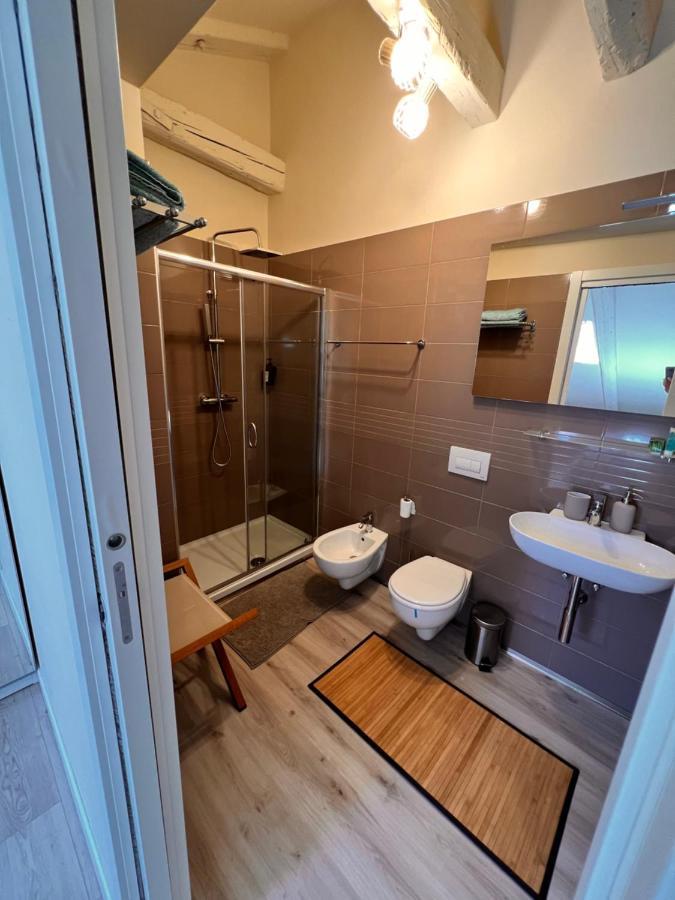Mansarda Mazzini Apartment ตรีเอสเต ภายนอก รูปภาพ