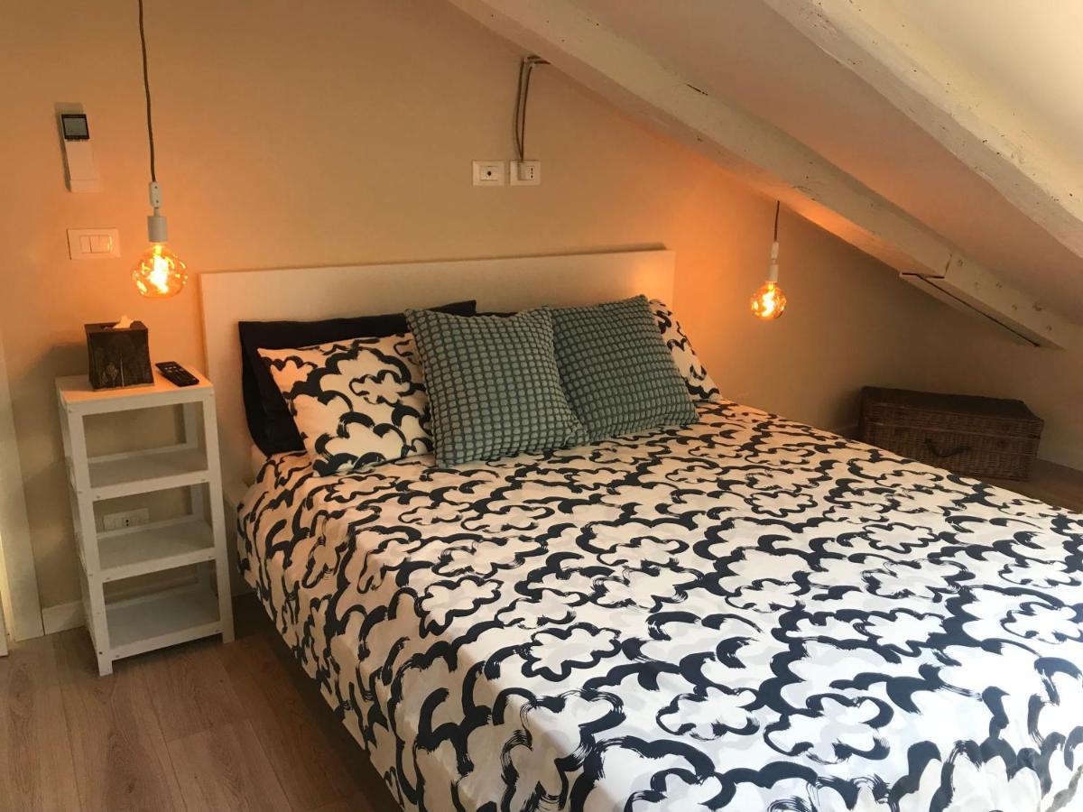 Mansarda Mazzini Apartment ตรีเอสเต ภายนอก รูปภาพ